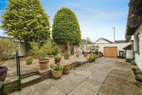 2 bedroom bungalow for sale, Oakland Walk, Dawlish, Devon, EX7