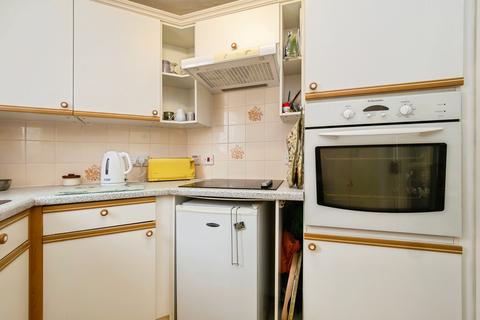 undefined, Den Crescent, Teignmouth, Devon, TQ14