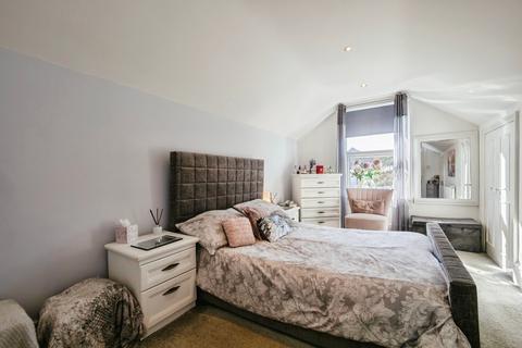 1 bedroom flat for sale, Brookdale Terrace, Dawlish, Devon, EX7