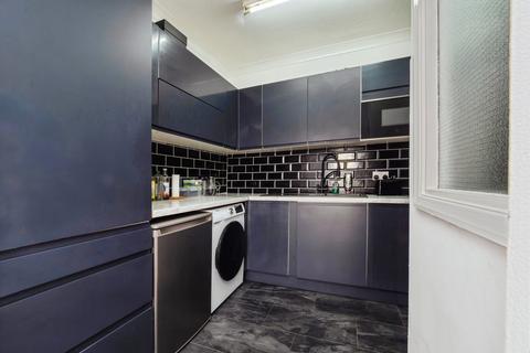 2 bedroom flat for sale, Beach Street, DAWLISH, Devon, EX7