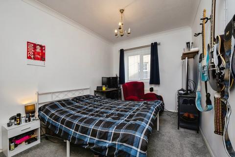 2 bedroom flat for sale, Beach Street, DAWLISH, Devon, EX7