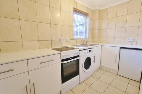 1 bedroom terraced house to rent, Kings Road, Woking, Surrey, GU21