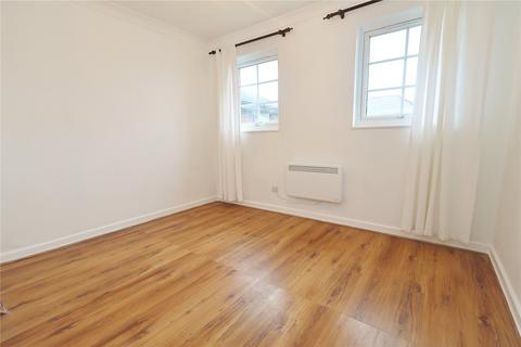1 bedroom terraced house to rent, Kings Road, Woking, Surrey, GU21