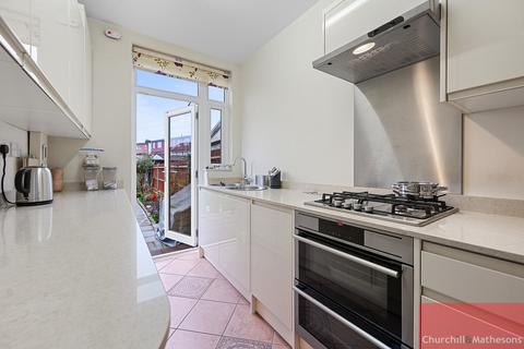 3 bedroom terraced house for sale, North Acton Road, London, NW10 7