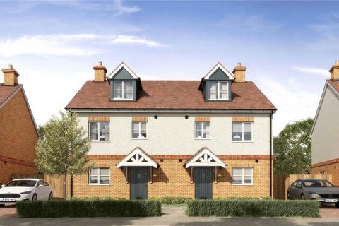 4 bedroom semi-detached house for sale, Dinan Way, Hulham Road, Exmouth, Devon, EX8