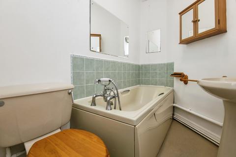 1 bedroom flat for sale, Union Street, Exmouth, Devon, EX8