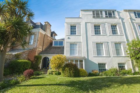 2 bedroom flat for sale, Trefusis Terrace, Exmouth, Devon, EX8