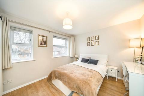 1 bedroom flat for sale, Molyneux Drive, London SW17