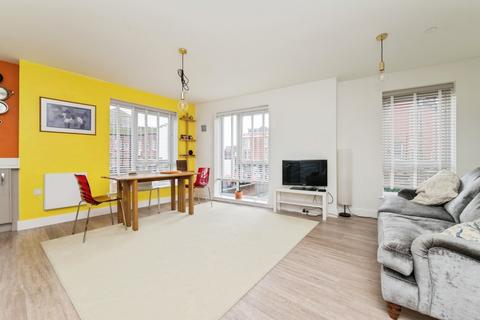2 bedroom property for sale, Elm Grove, Exmouth, Devon, EX8