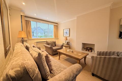 3 bedroom semi-detached house for sale, Lychgate Avenue, Stourbridge