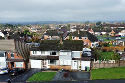 3 bedroom semi-detached house for sale, Lychgate Avenue, Stourbridge