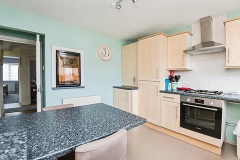 2 bedroom flat for sale, Cranford Avenue, Exmouth, Devon, EX8
