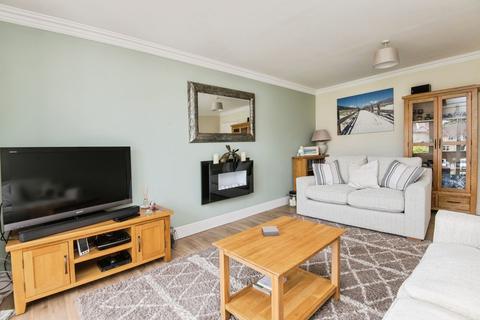 2 bedroom flat for sale, Cranford Avenue, Exmouth, Devon, EX8