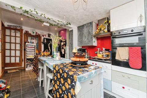 3 bedroom terraced house for sale, Turner Avenue, Exmouth, Devon, EX8