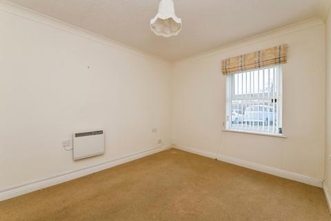 2 bedroom flat for sale, Long Causeway, Exmouth, Devon, EX8