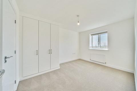 3 bedroom detached house to rent, Upton NN5