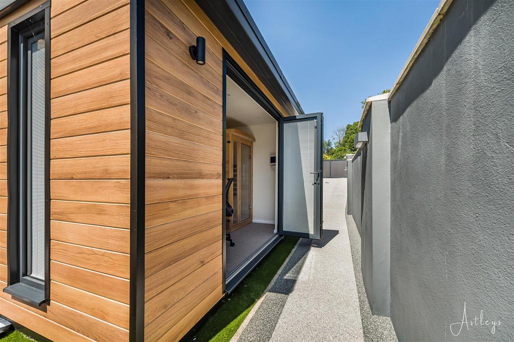 Outbuilding
