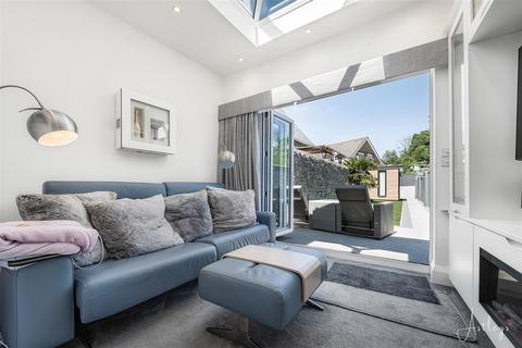 2 bedroom end of terrace house for sale, Castle Street, Mumbles, Swansea
