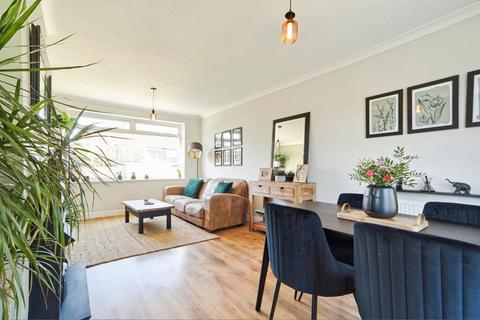 undefined, Old Farm Drive, Leeds, LS16