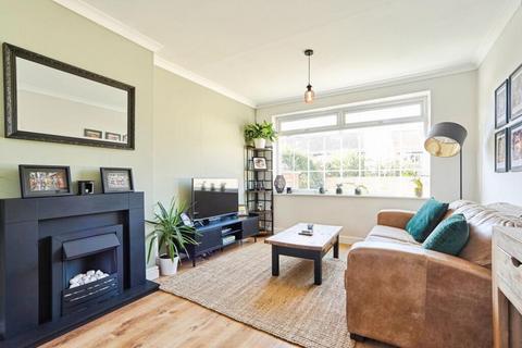 undefined, Old Farm Drive, Leeds, LS16