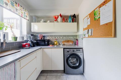 undefined, Swann Way, Broadbridge Heath, RH12