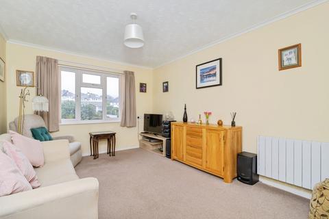 1 bedroom flat for sale, Oldway Road, Paignton, Devon, TQ3