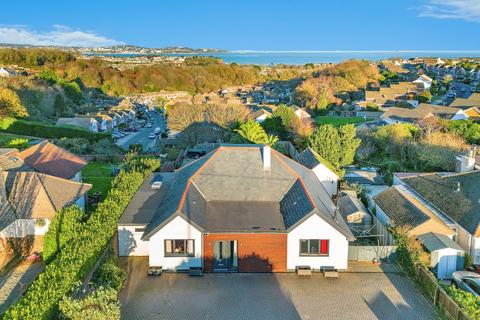4 bedroom bungalow for sale, Brixham Road, PAIGNTON, Devon, TQ4