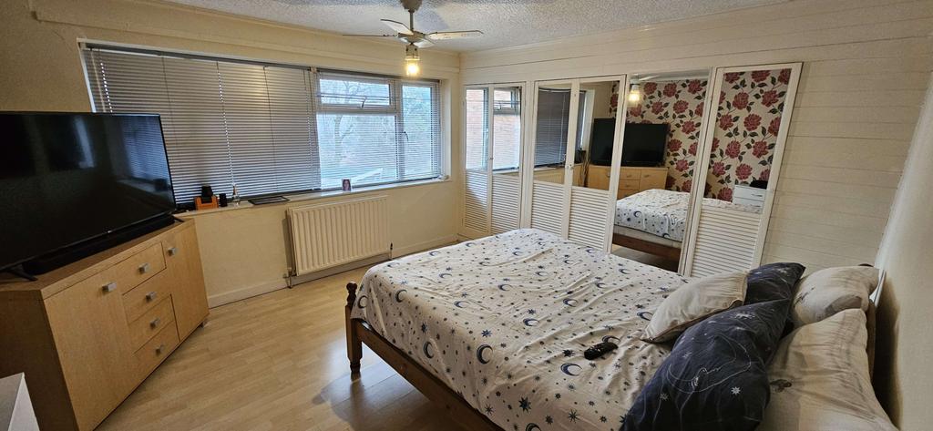 Master Bedroom 2