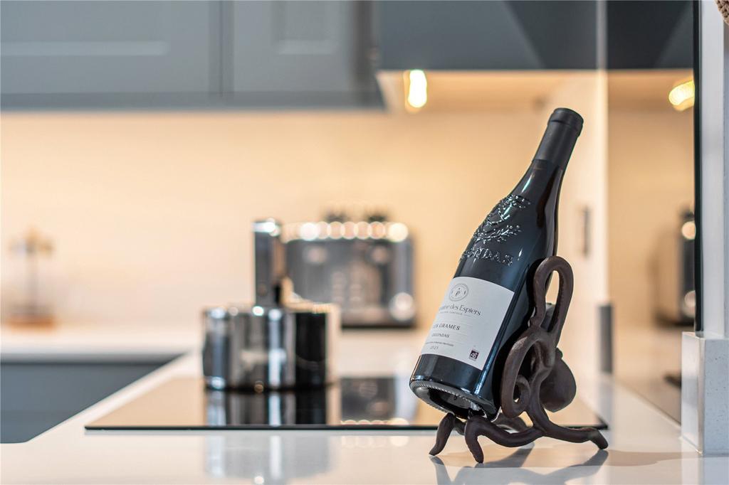 Kitchen Feature