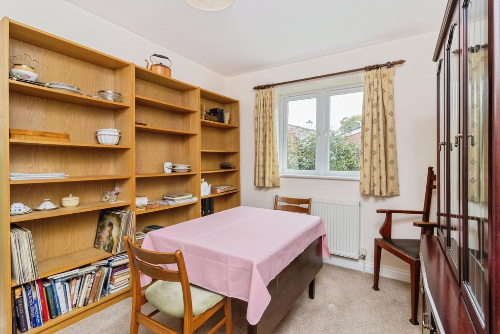 Bedroom 3/Dining