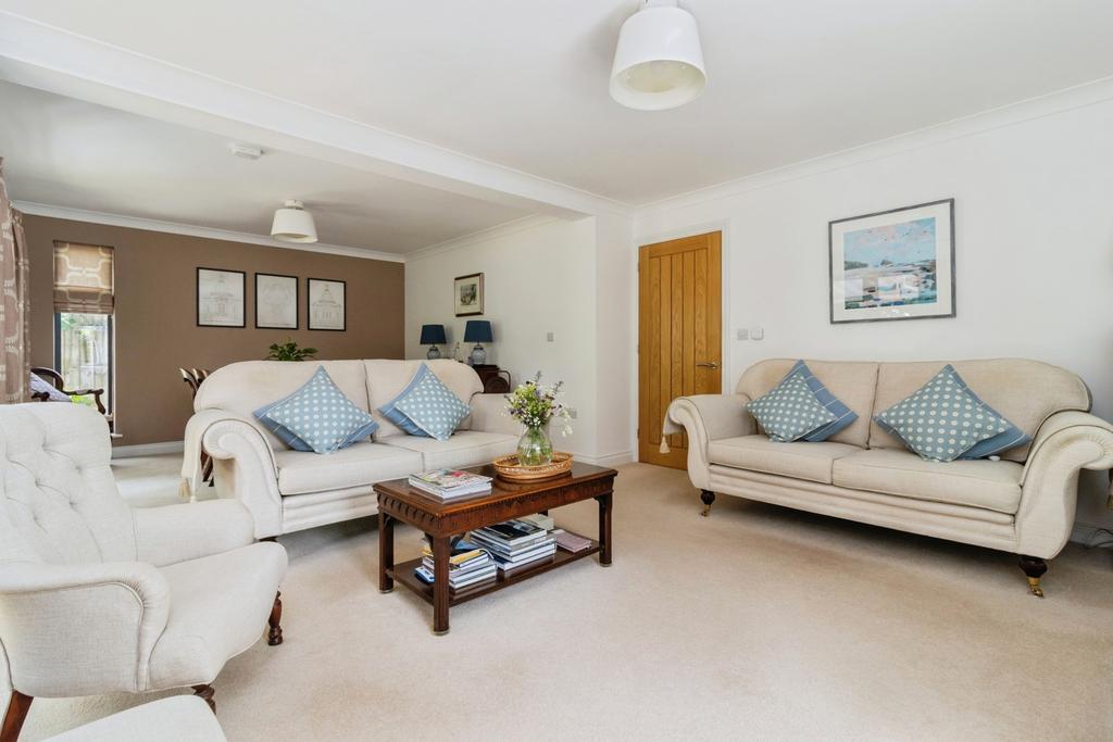 Living/Dining Room