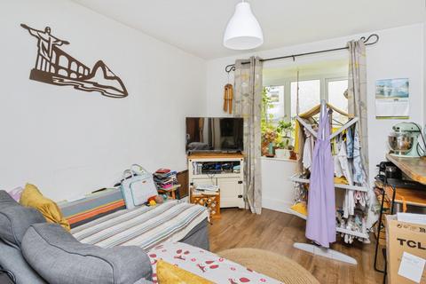 undefined, Fallowfields, Totnes, Devon, TQ9