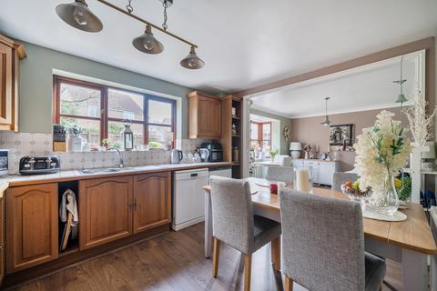 4 bedroom detached house for sale, Trefoil Close, Wokingham, Berkshire