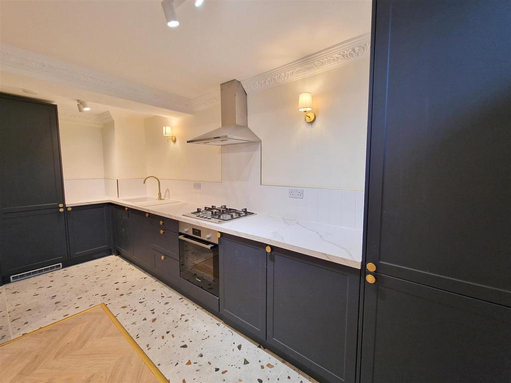 Kitchen .jpg