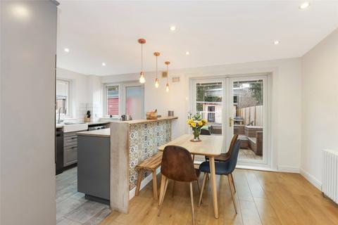 3 bedroom semi-detached house for sale, Kirkwall Avenue, Blantyre, Glasgow, G72