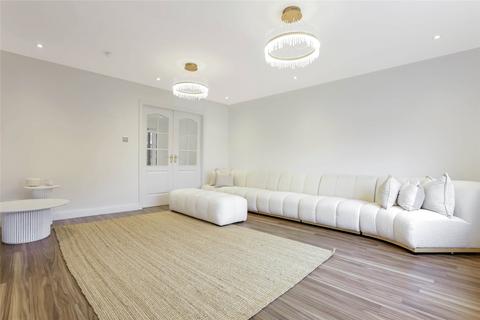 undefined, Morris Crescent, Dalziel Park, Motherwell, ML1