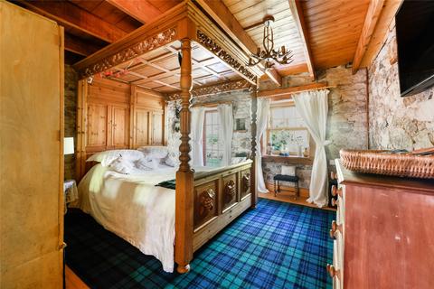 undefined, Dalry, North Ayrshire, KA24
