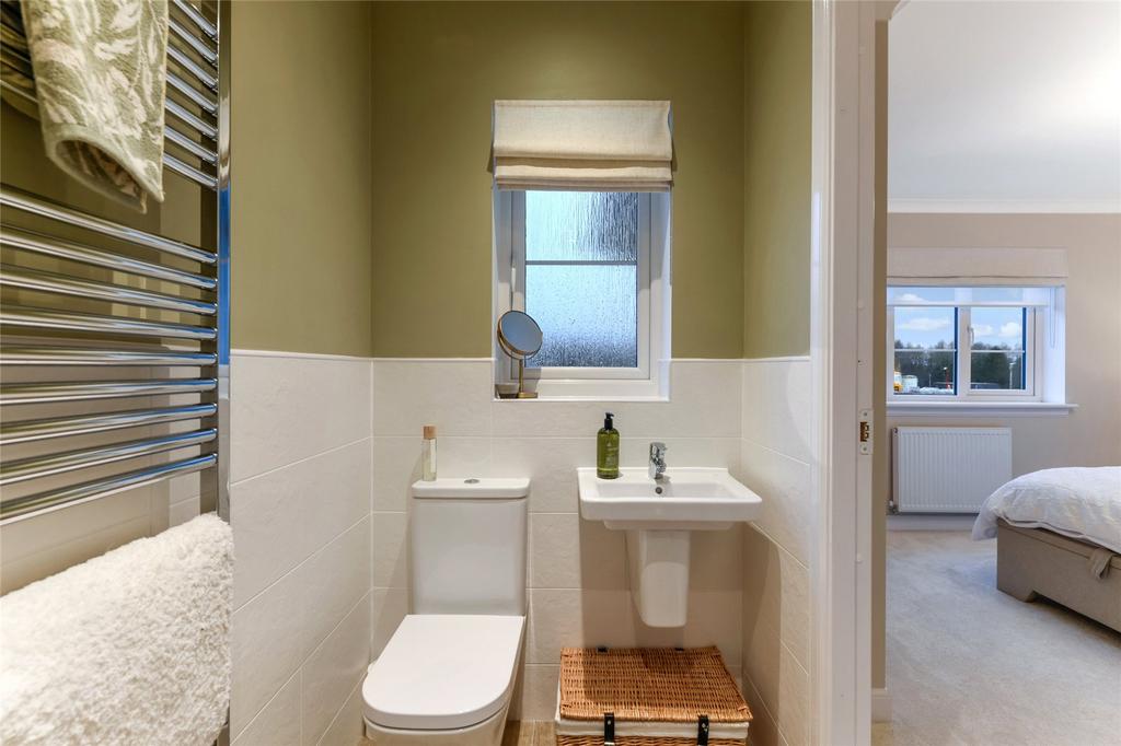 Ensuite