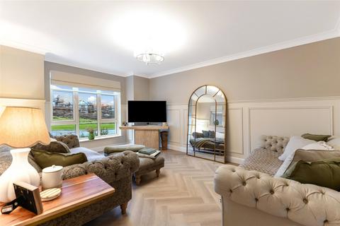 4 bedroom detached house for sale, Woodside Gardens, Irvine, North Ayrshire, KA11