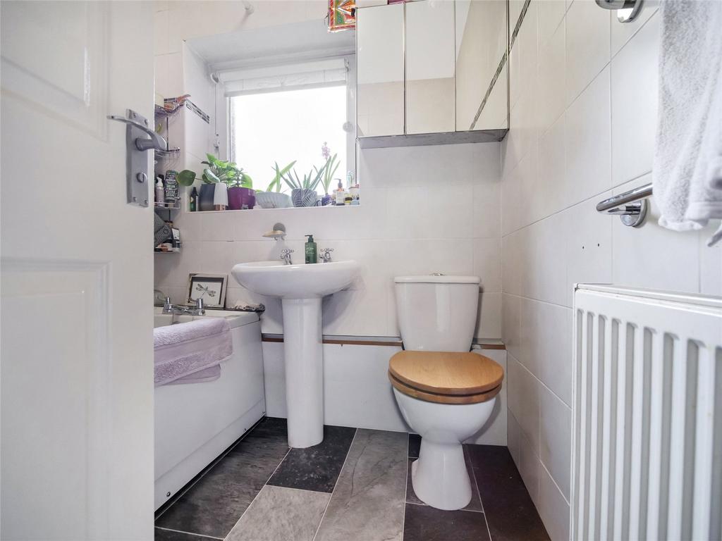 Apartment in Glasgow City - View 5