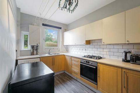 undefined, Kingsway, Glasgow, G14
