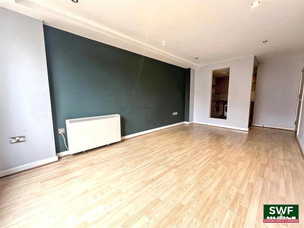Living room2 (4).jpg