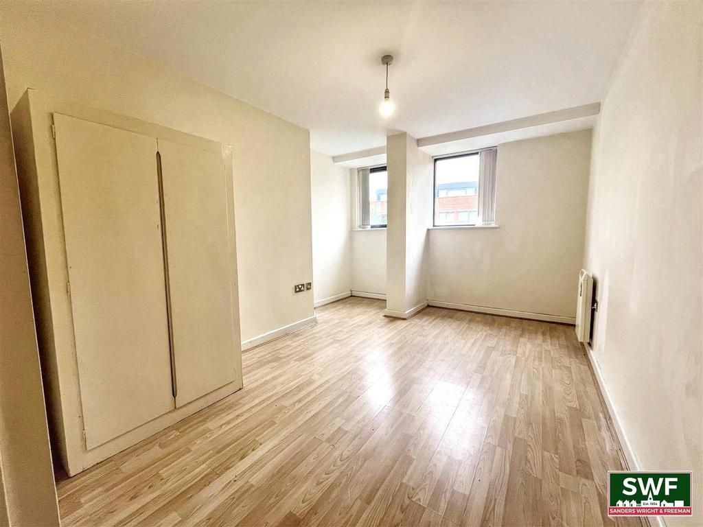 Bedroom1.jpg