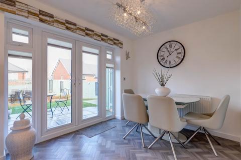 3 bedroom end of terrace house for sale, Fortuna Road, Blandford St Mary