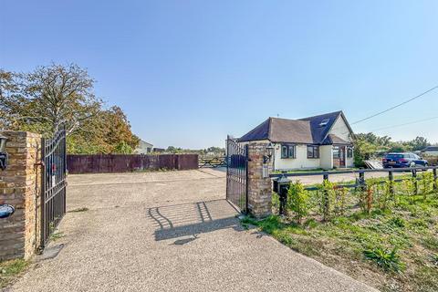 undefined, Pudsey Hall Lane, Rochford SS4