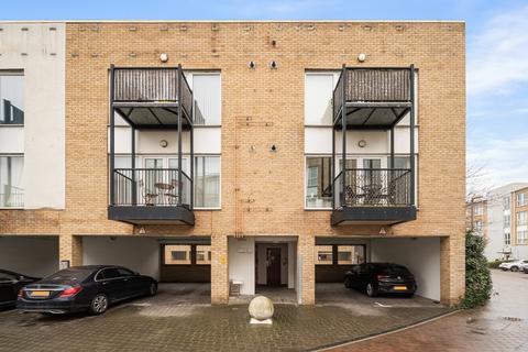 1 bedroom apartment for sale, Amazon Court, Gravesend DA12