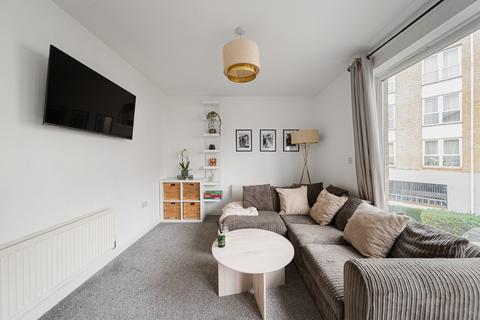 1 bedroom apartment for sale, Amazon Court, Gravesend DA12