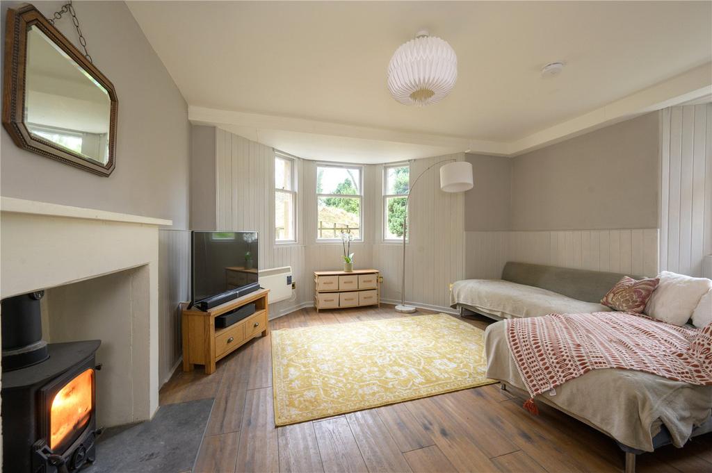 Bedroom/Sitting Room