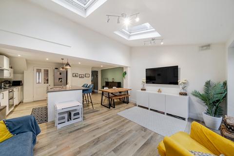 3 bedroom semi-detached house for sale, St. Peters Close, Mill End, Rickmansworth