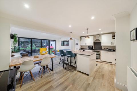 St. Peters Close, Mill End, Rickmansworth